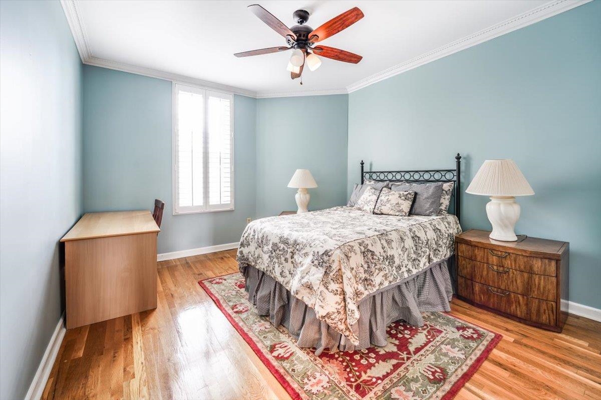 602 WILLOW AVE Unit: 4