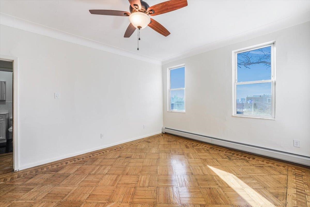 3 LINCOLN PL Unit: 2