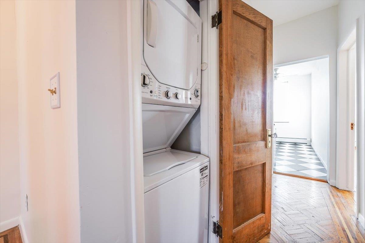 3 LINCOLN PL Unit: 2