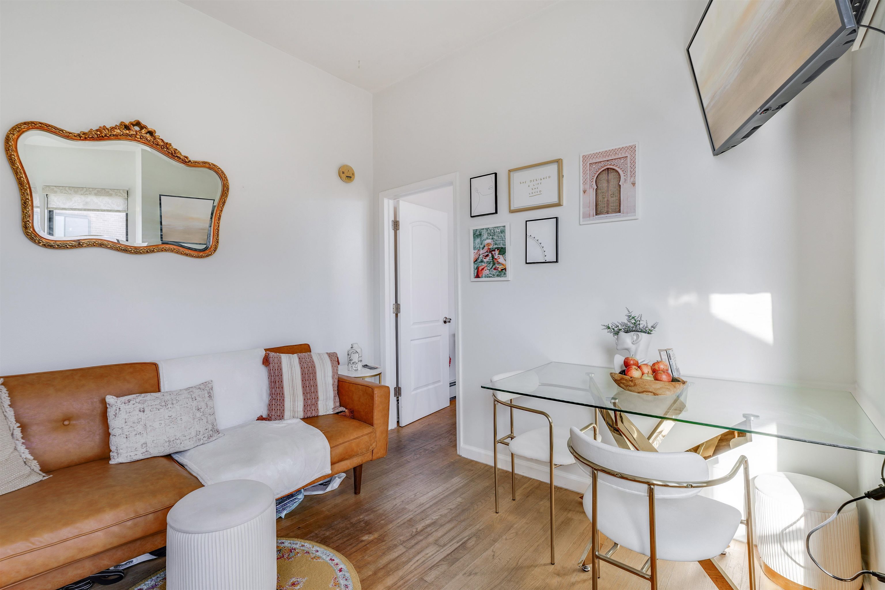 193 OGDEN AVE Unit: 4e