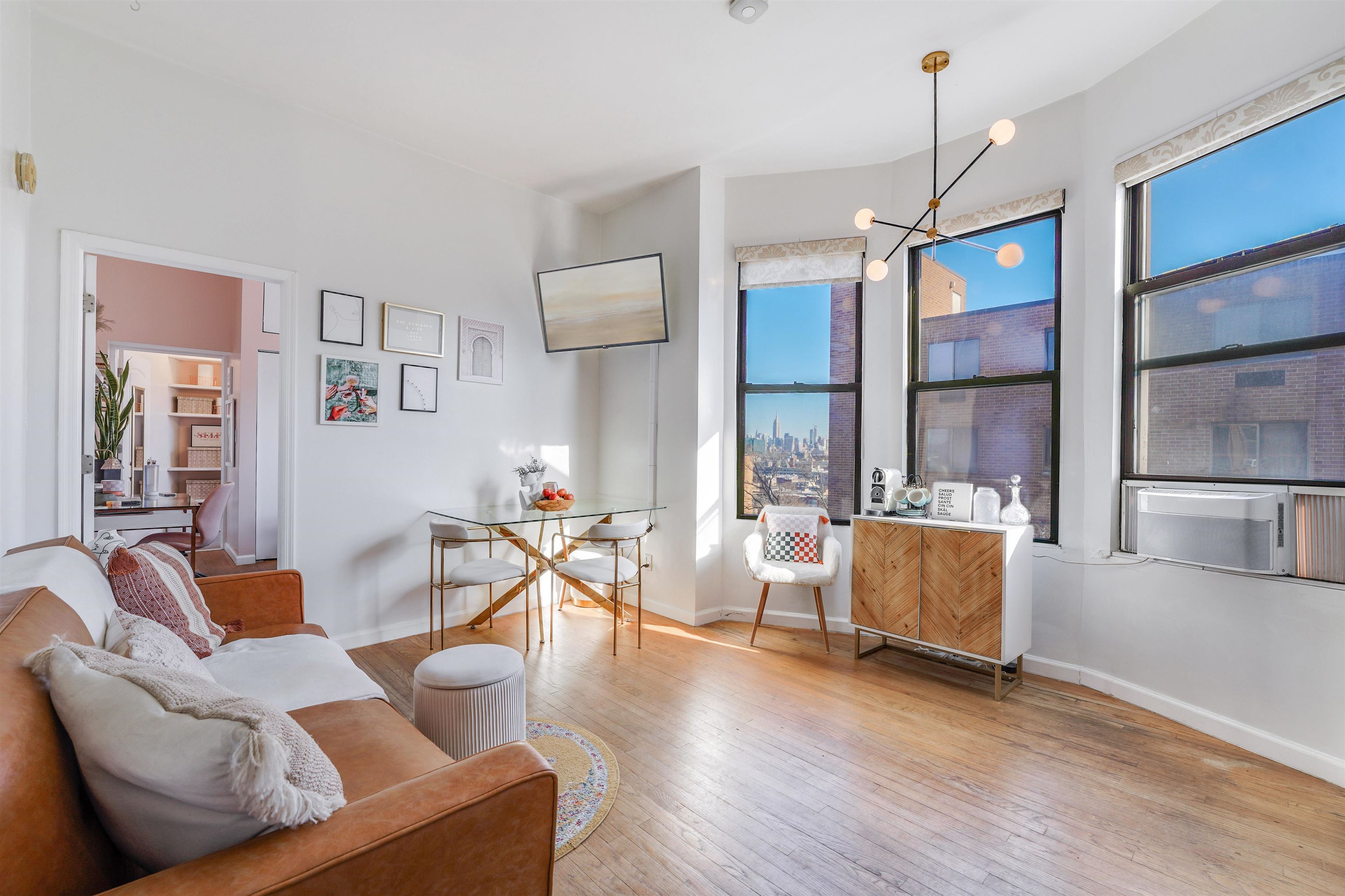 193 OGDEN AVE Unit: 4e