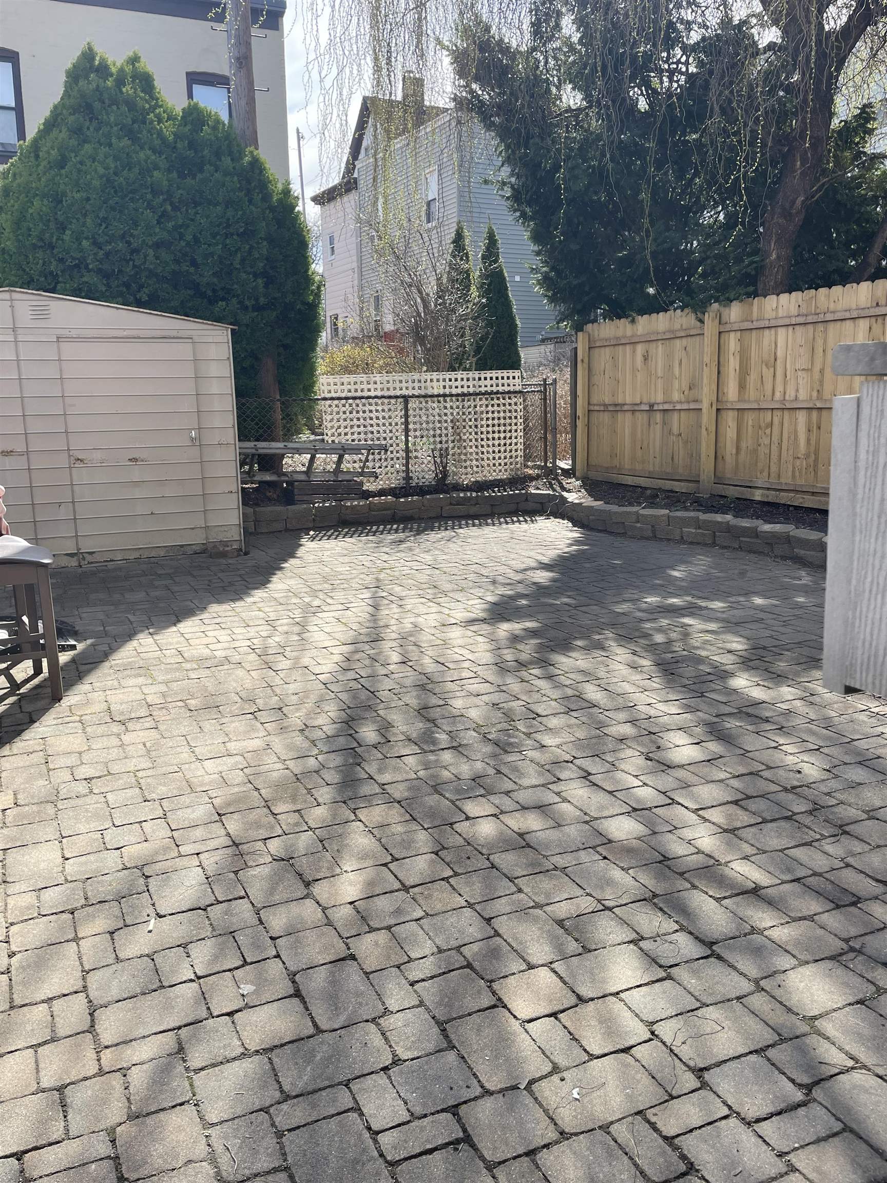 148 NESBIT ST Unit: 2