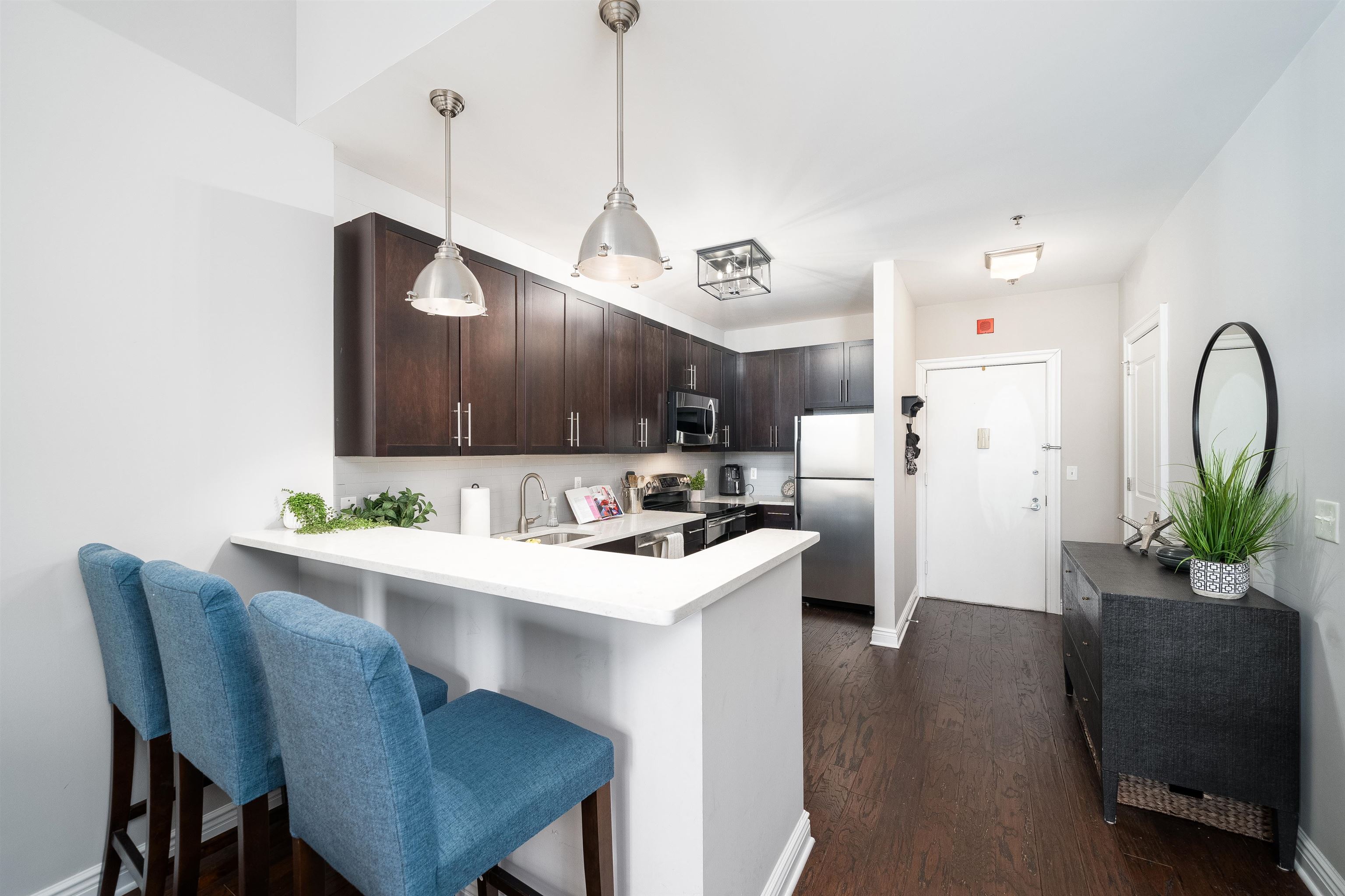 1500 HUDSON ST Unit: 7A