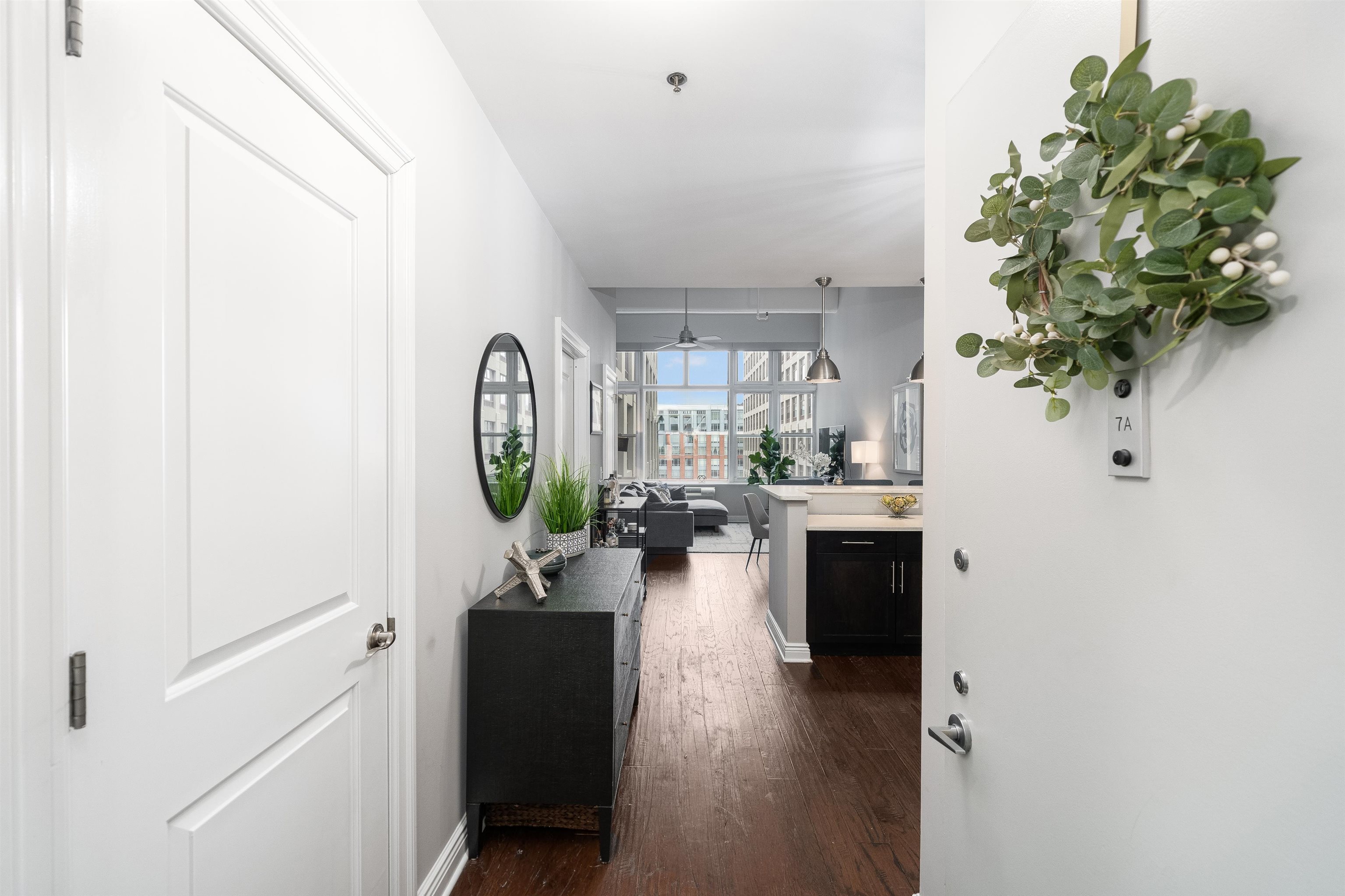 1500 HUDSON ST Unit: 7A