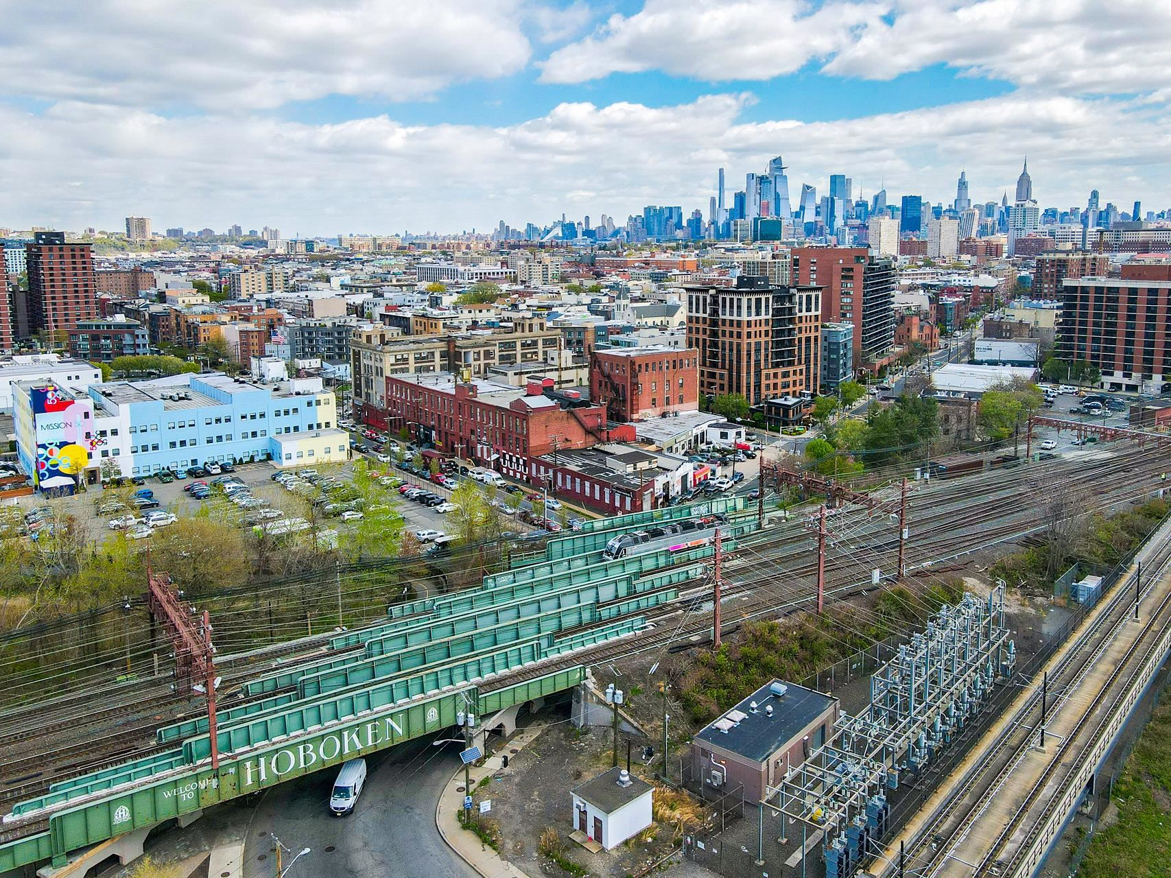 1500 HUDSON ST Unit: 7A