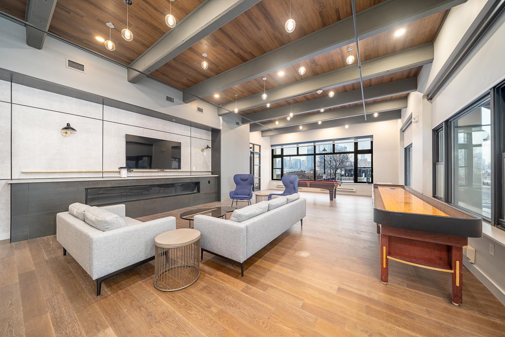 1500 HUDSON ST Unit: 7A