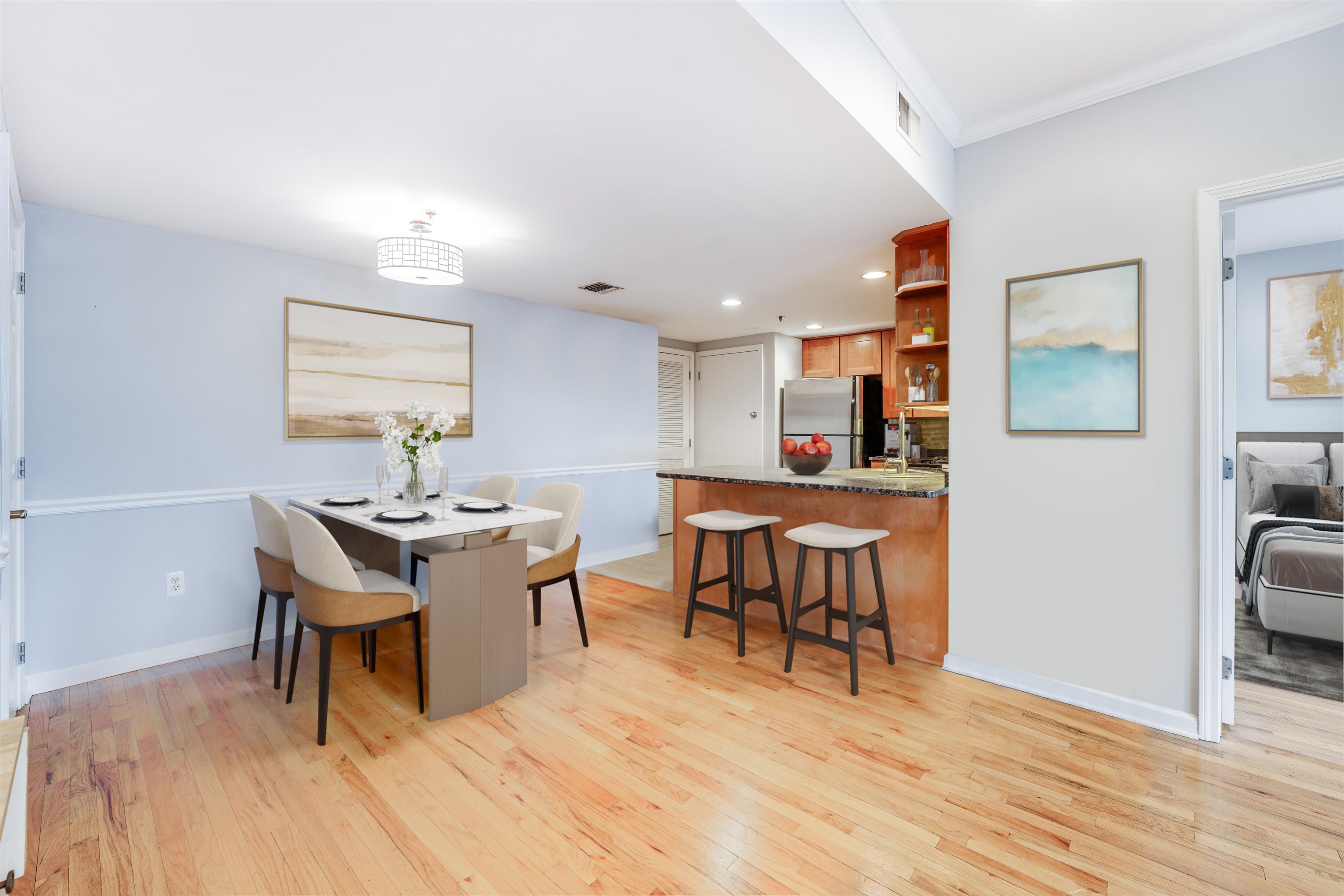 920 JEFFERSON ST Unit: 204