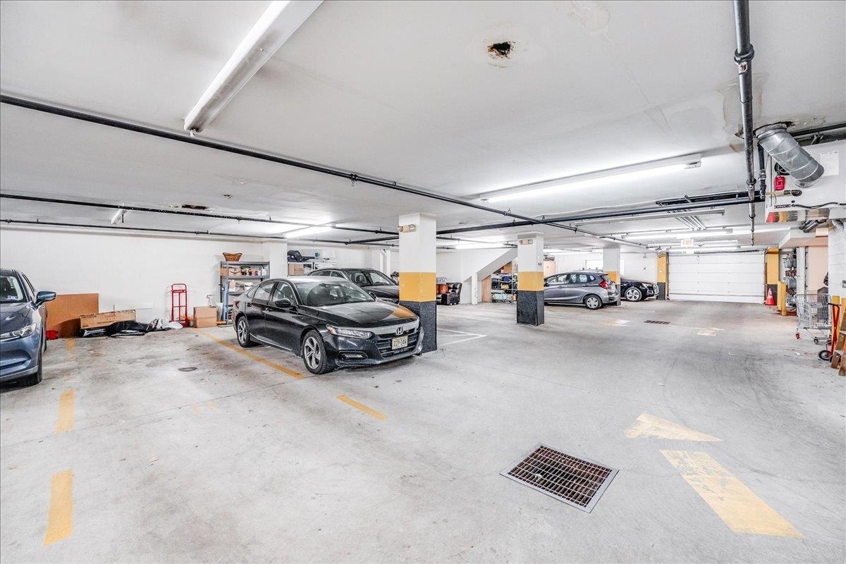 920 JEFFERSON ST Unit: 204