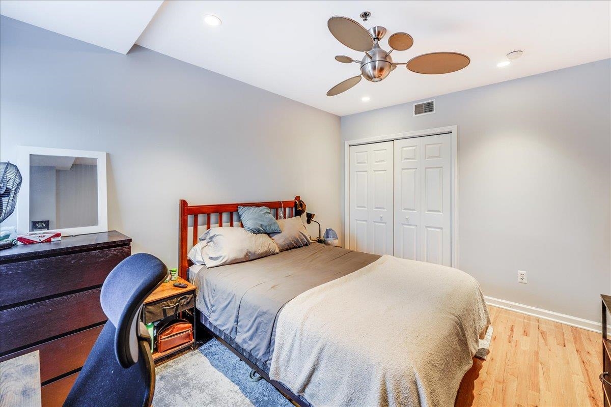 920 JEFFERSON ST Unit: 204