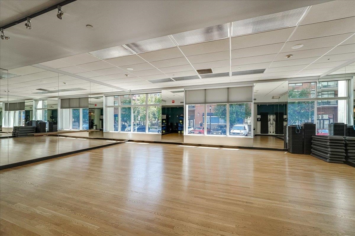 1500 HUDSON ST Unit: 3L