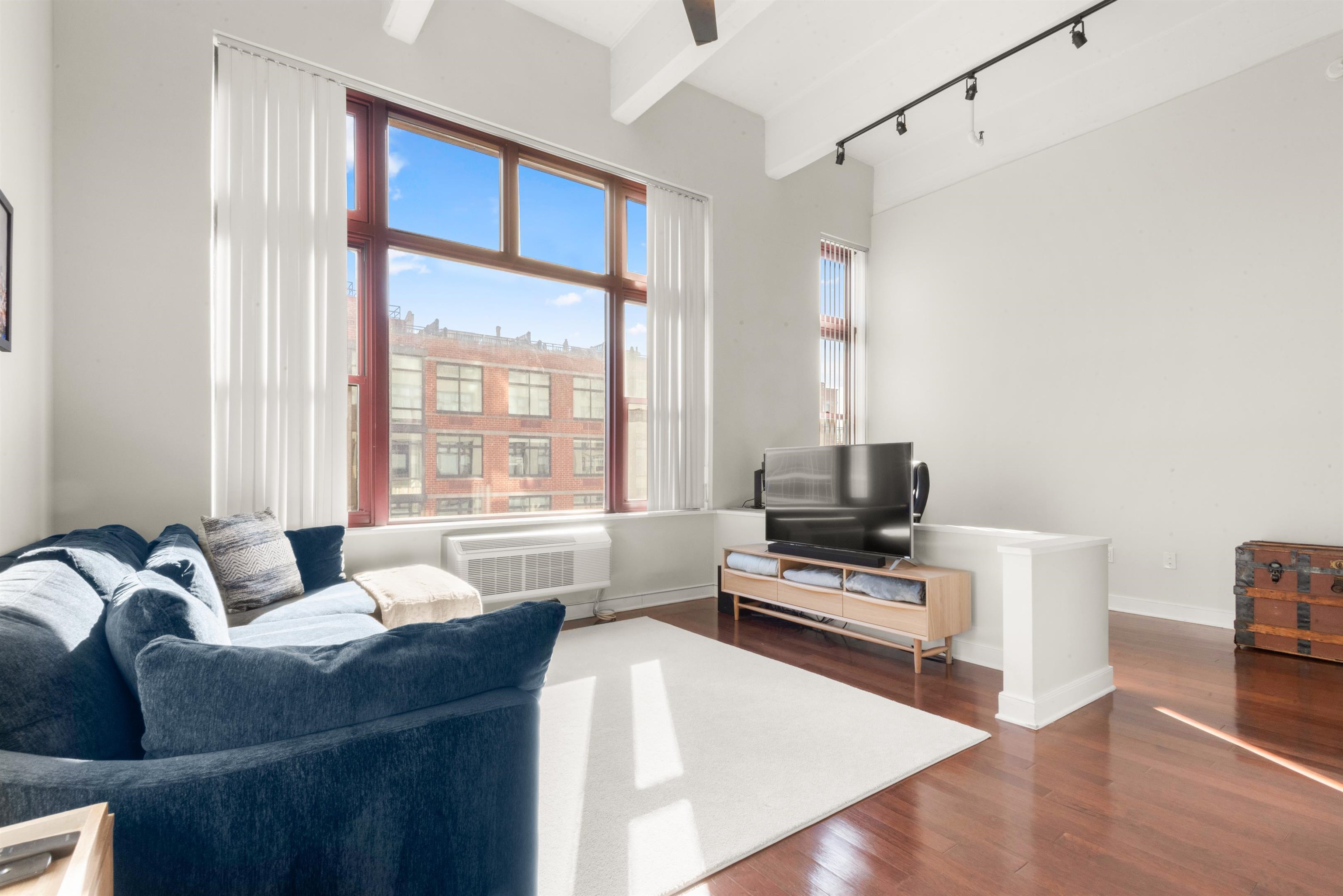 1500 HUDSON ST Unit: 8O