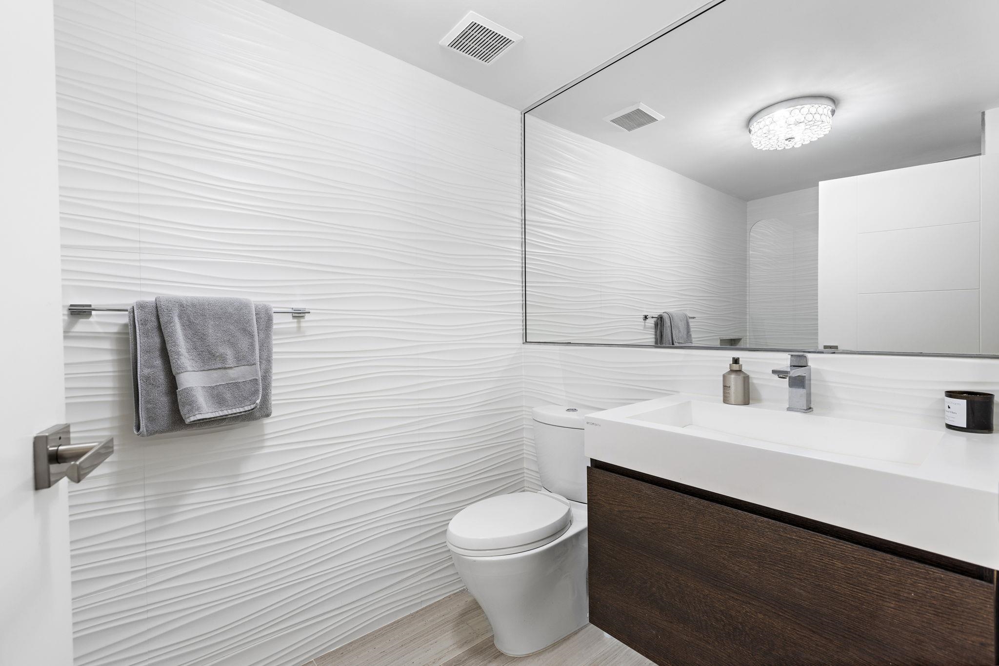 2 CONSTITUTION CT Unit: 416