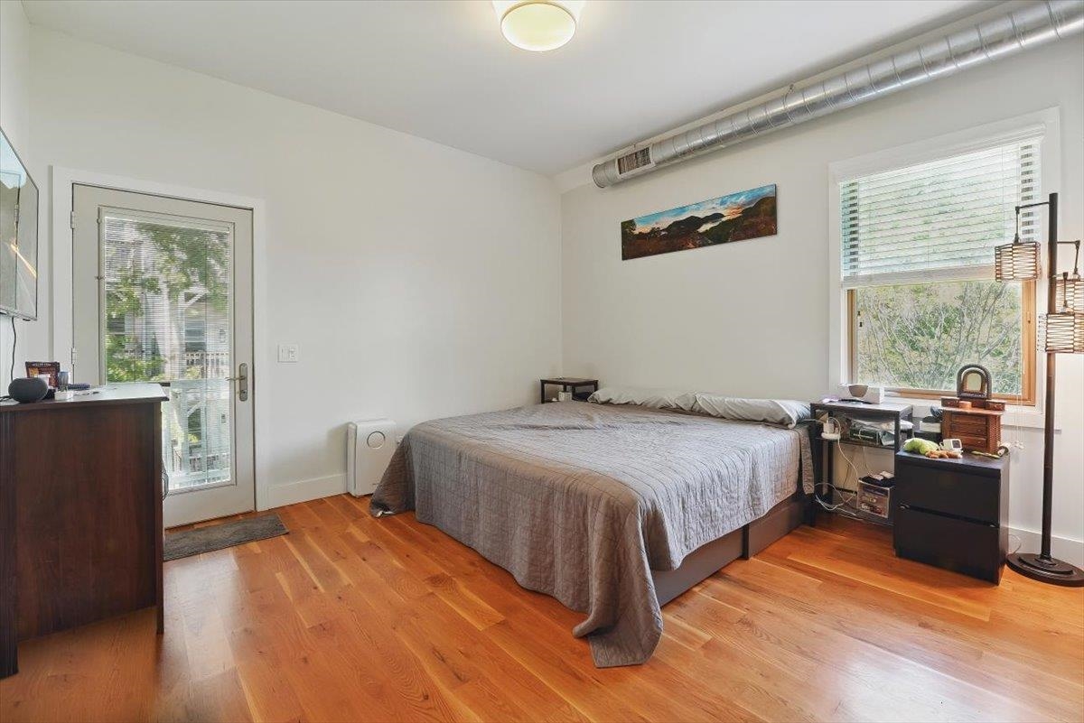 390 1ST ST Unit: 2