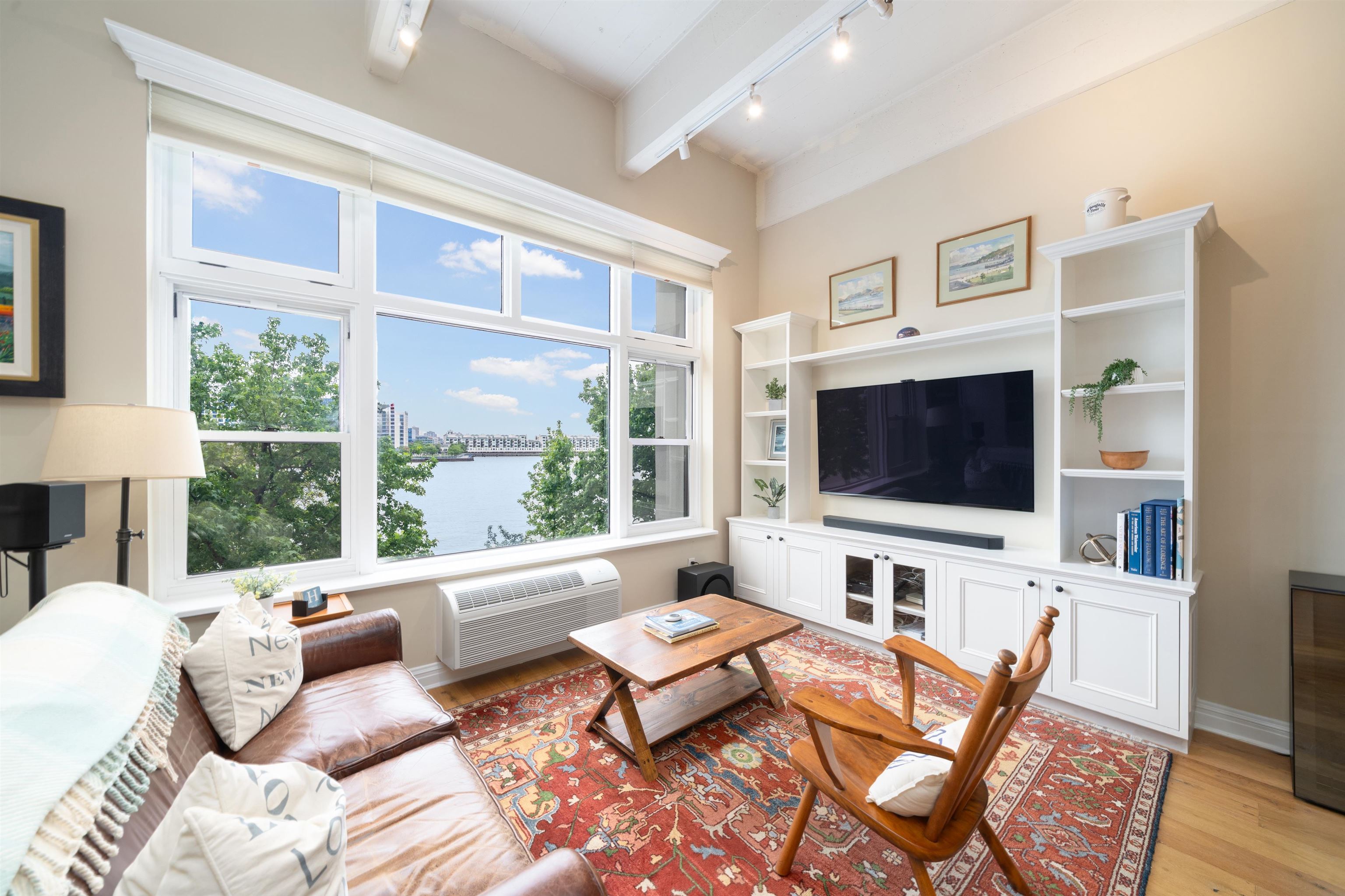 1500 WASHINGTON ST Unit: 2M