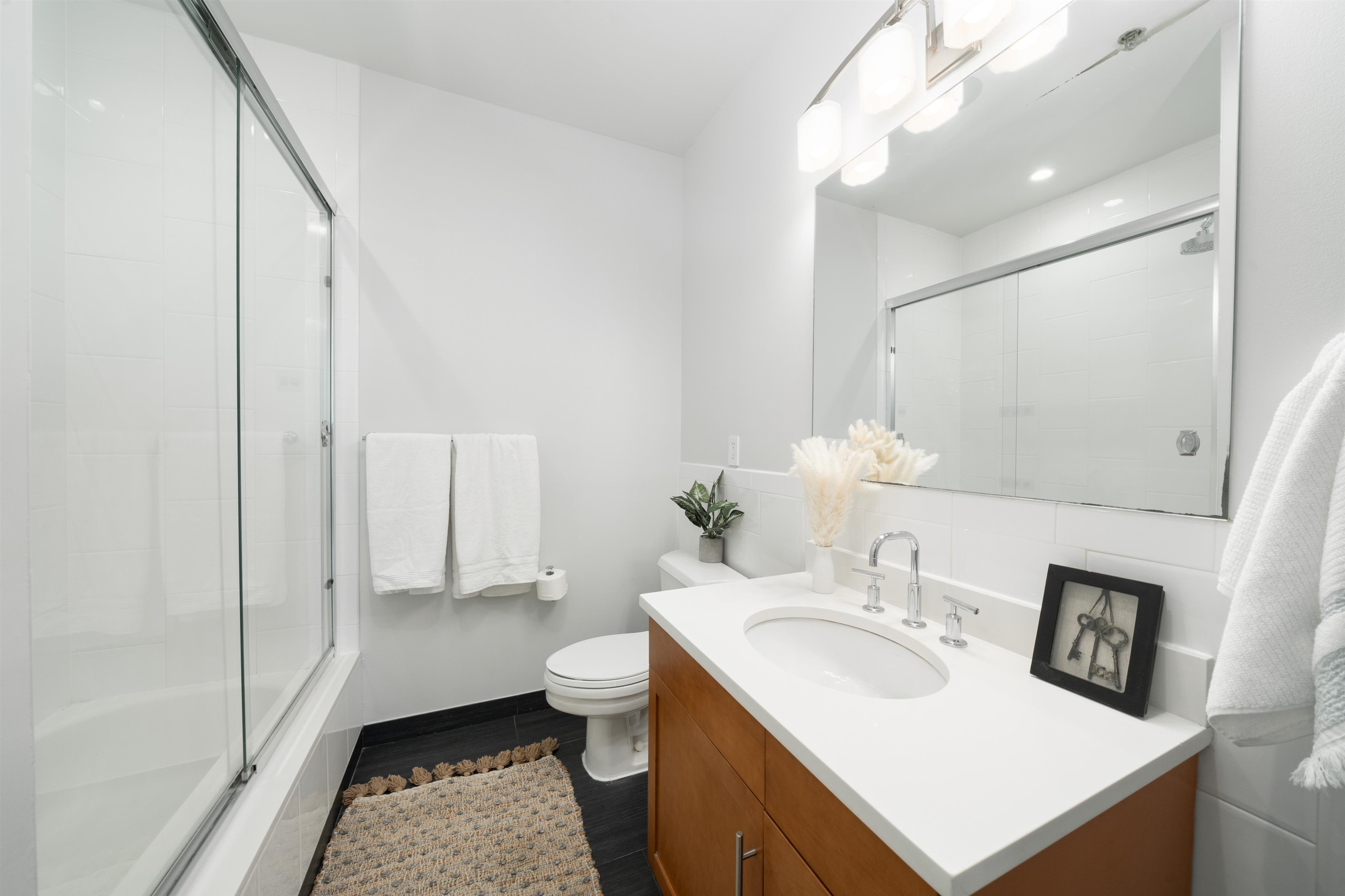 1500 HUDSON ST Unit: 7U