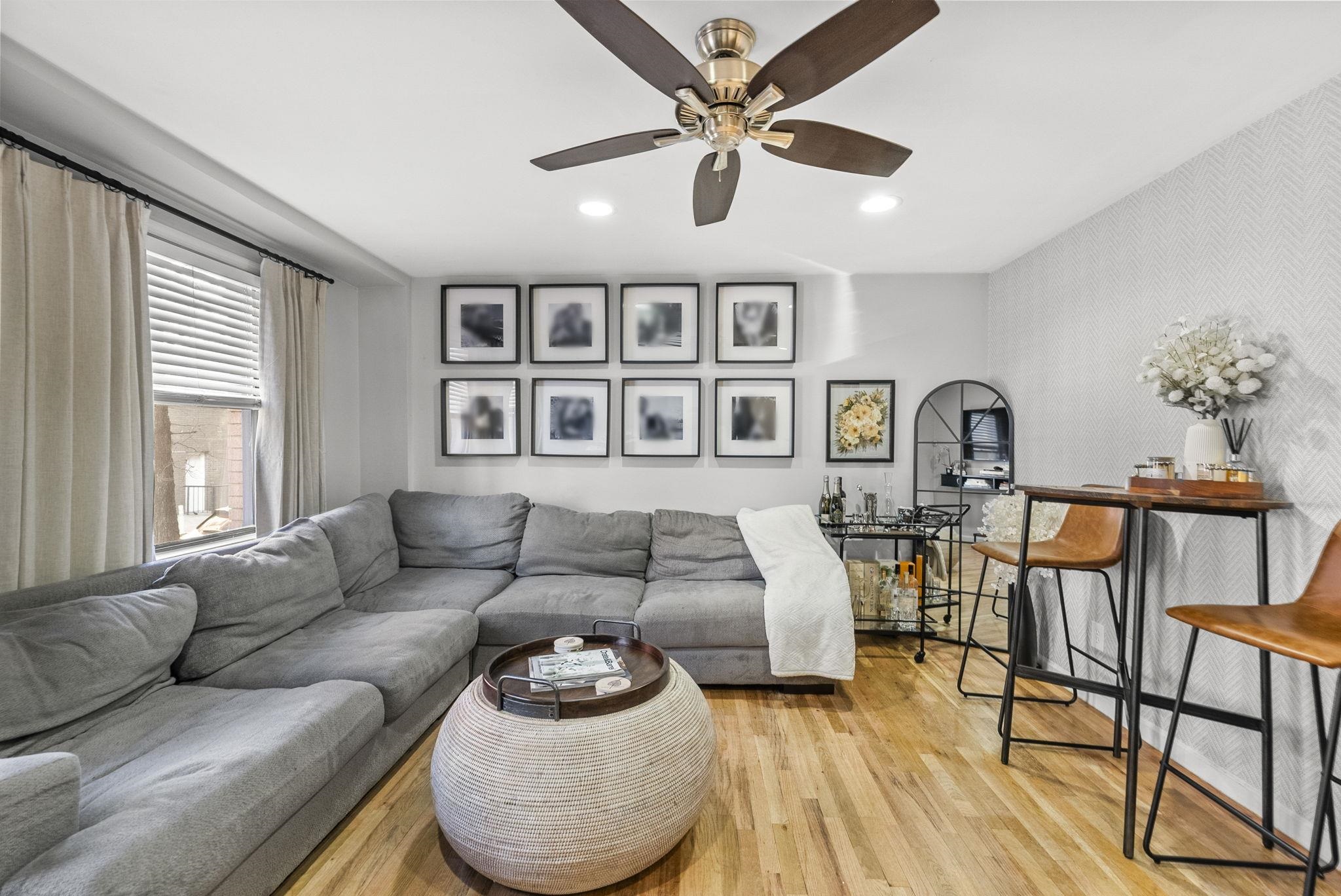607 1ST ST Unit: 1