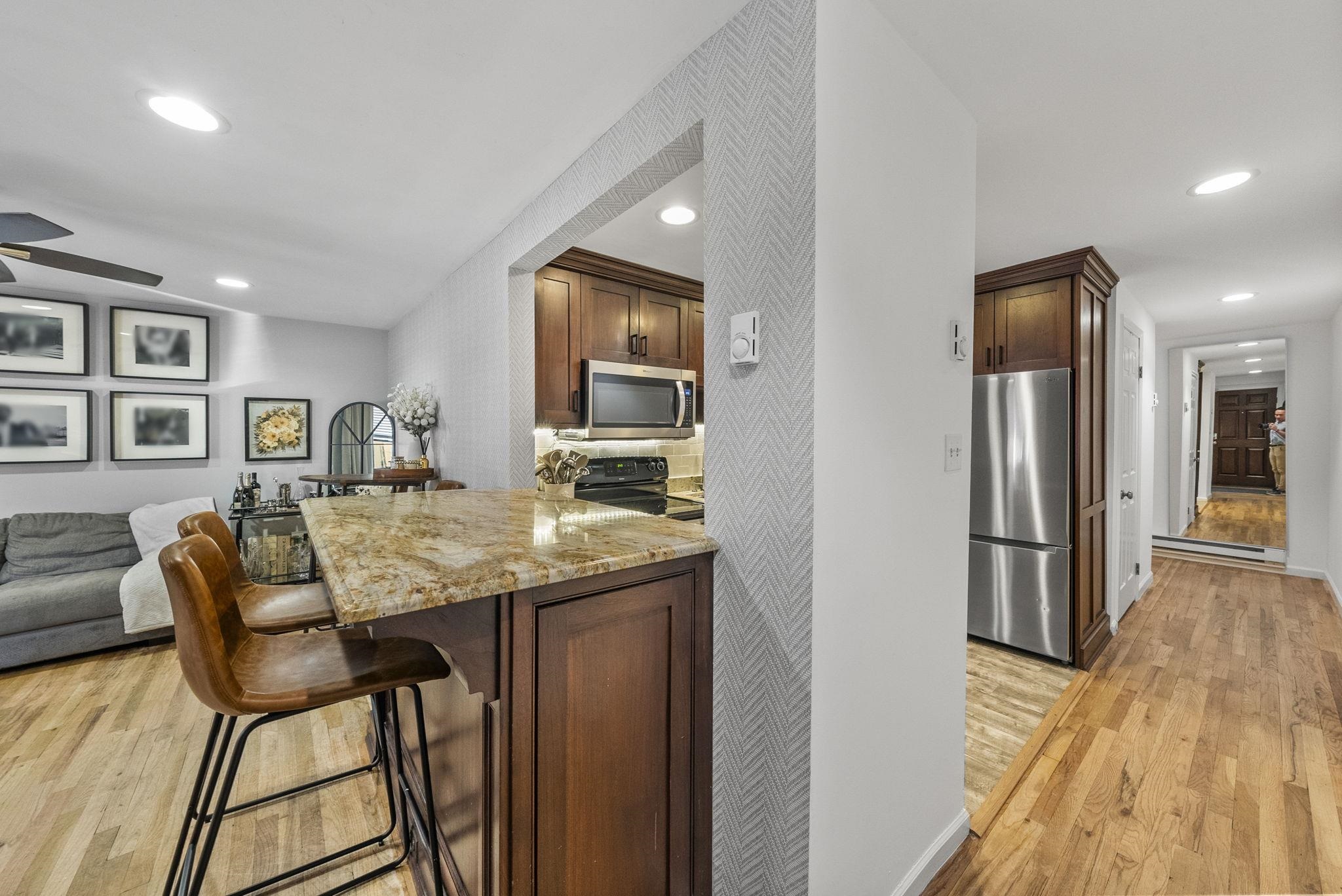 607 1ST ST Unit: 1