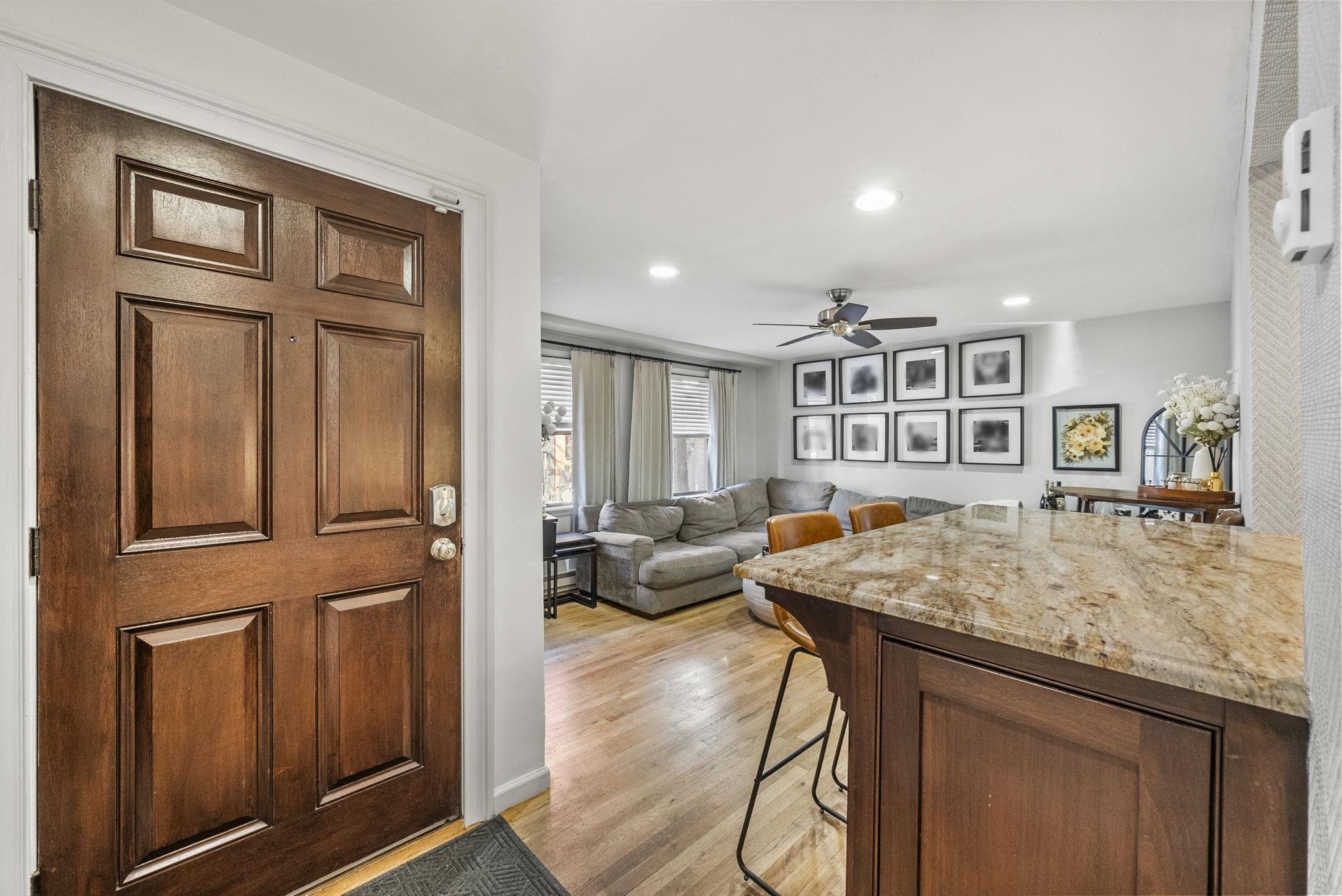607 1ST ST Unit: 1
