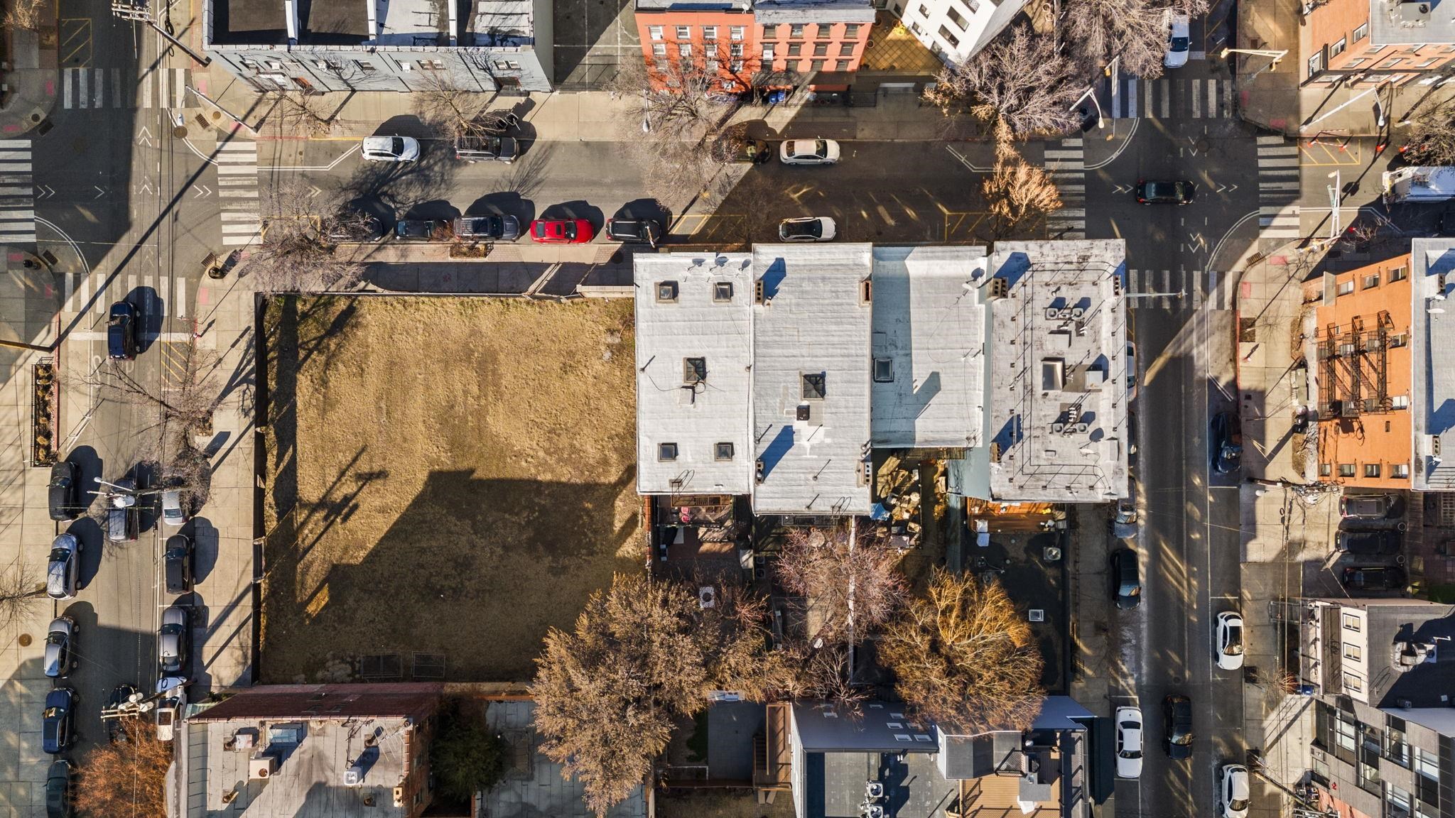 607 1ST ST Unit: 1