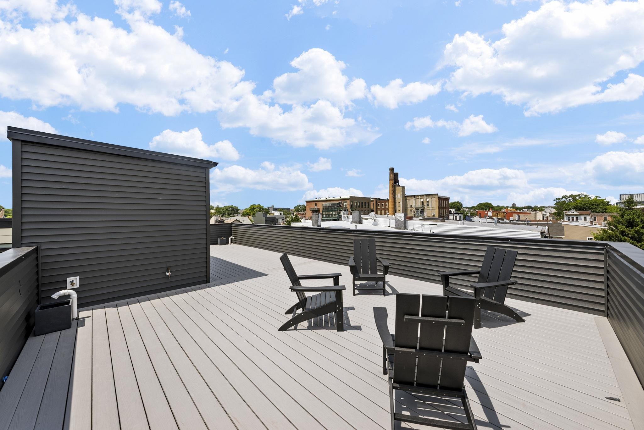 166 NEW YORK AVE Unit: 2