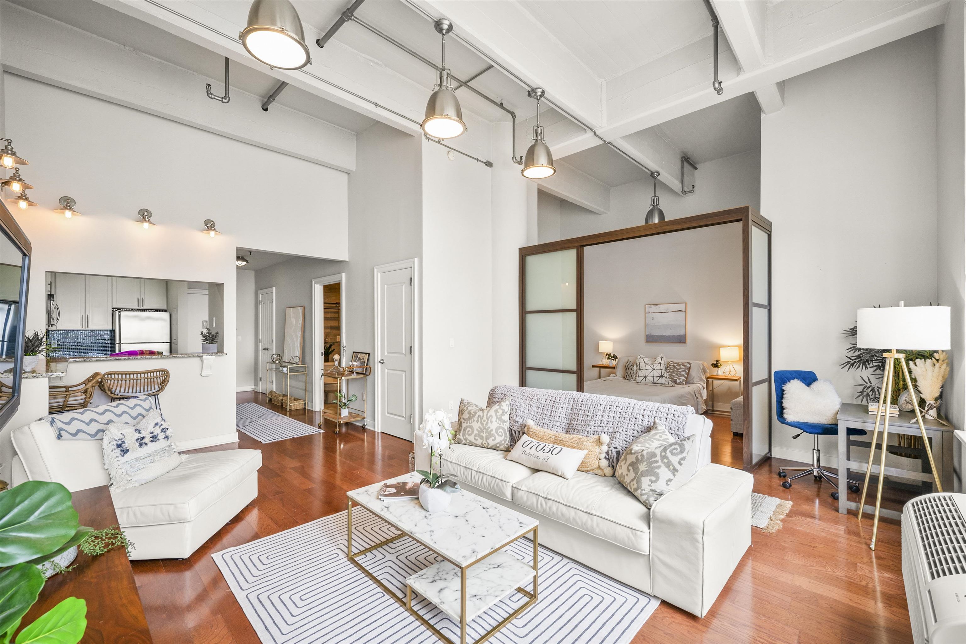 1500 HUDSON ST Unit: 8A