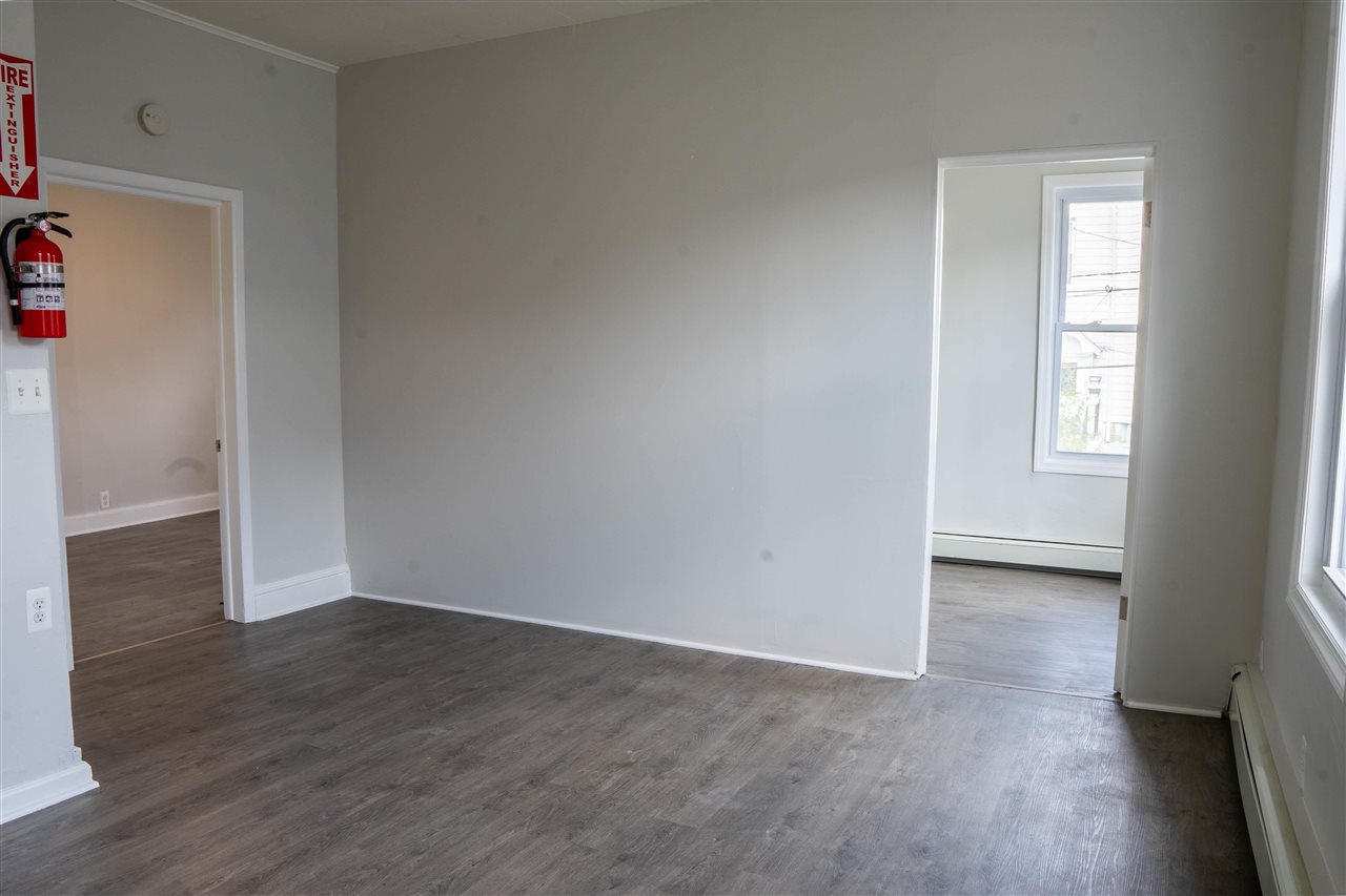 426 13TH ST Unit: 2