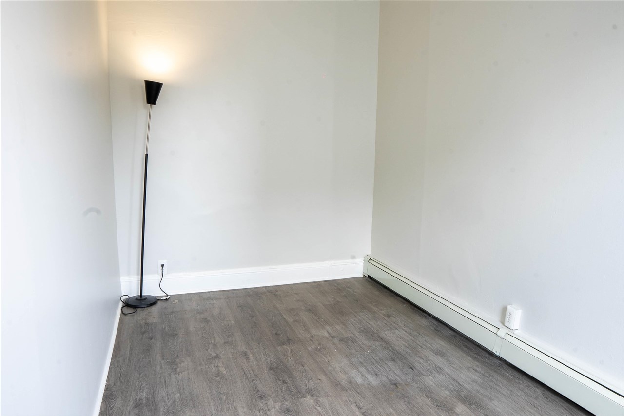 426 13TH ST Unit: 2