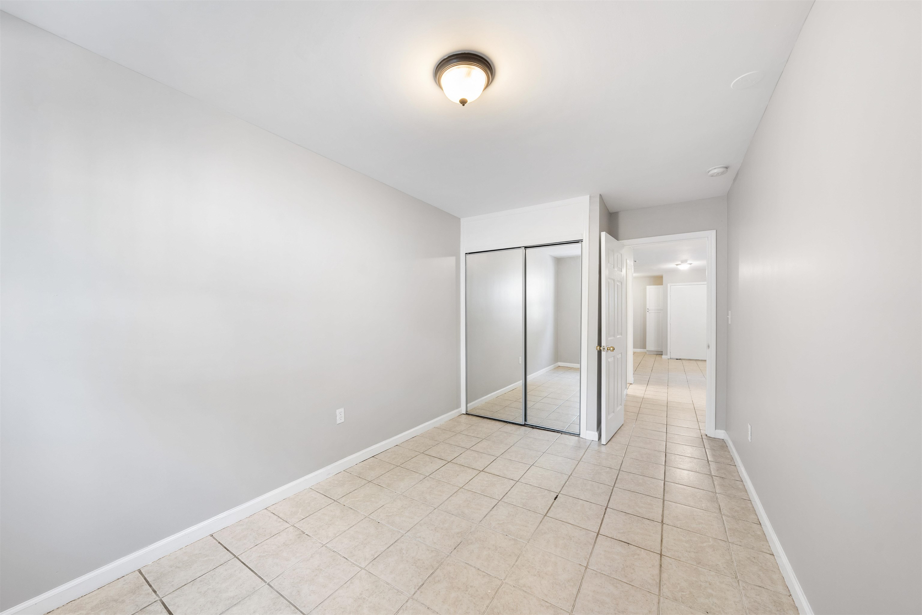 94 WINFIELD AVE Unit: G