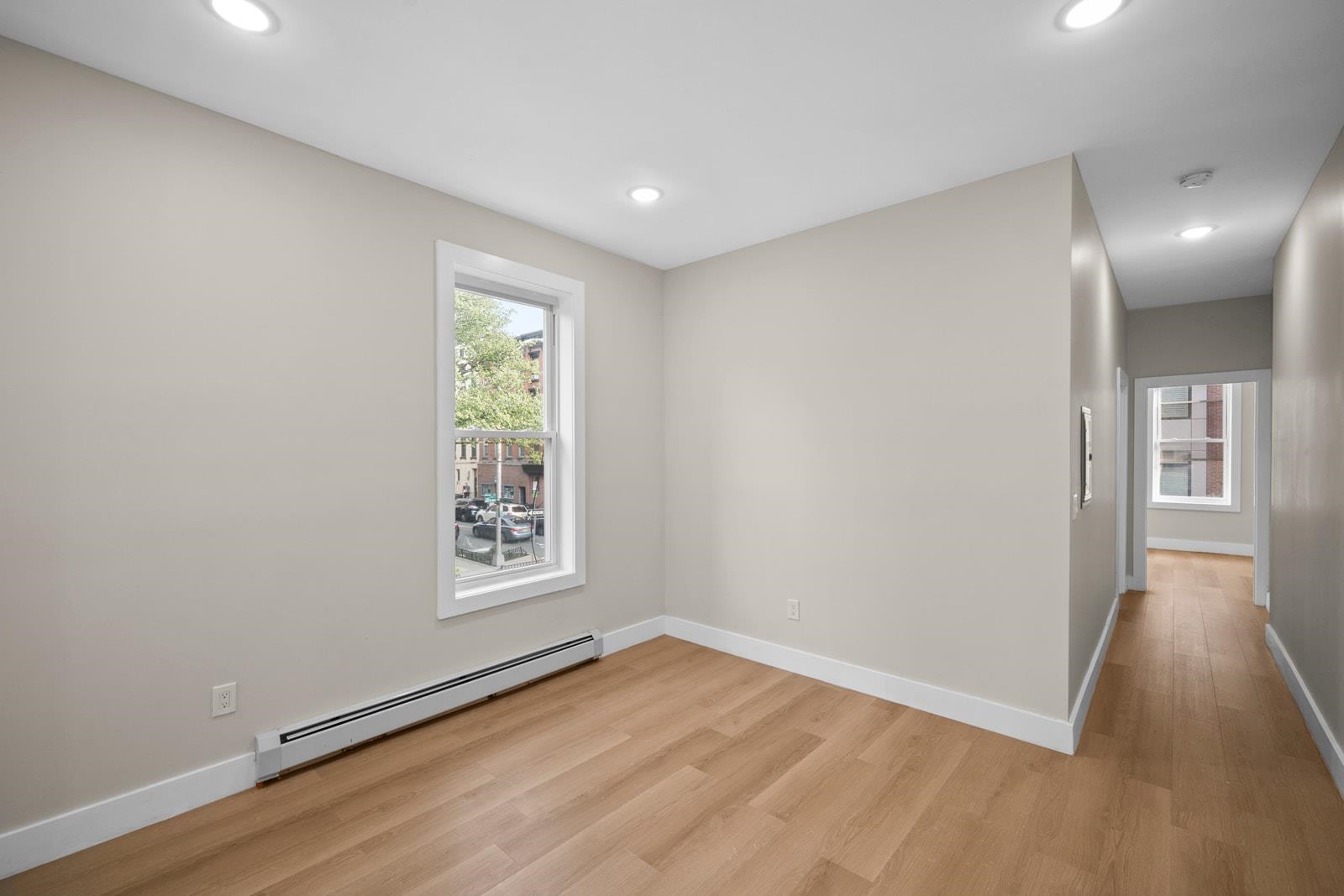 450 1ST ST Unit: 2