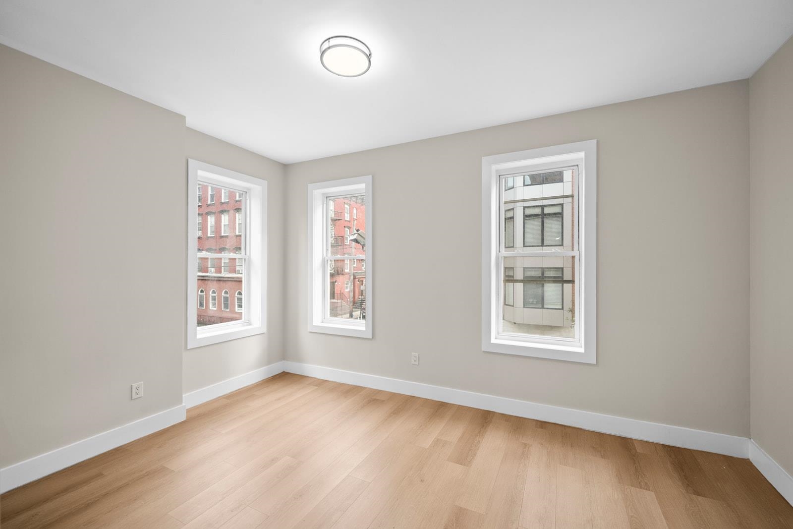 450 1ST ST Unit: 2