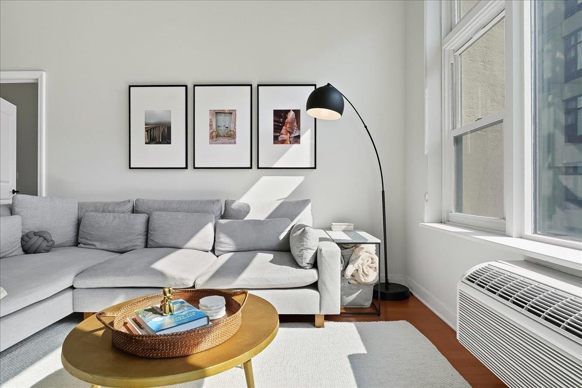1500 WASHINGTON ST Unit: 2U