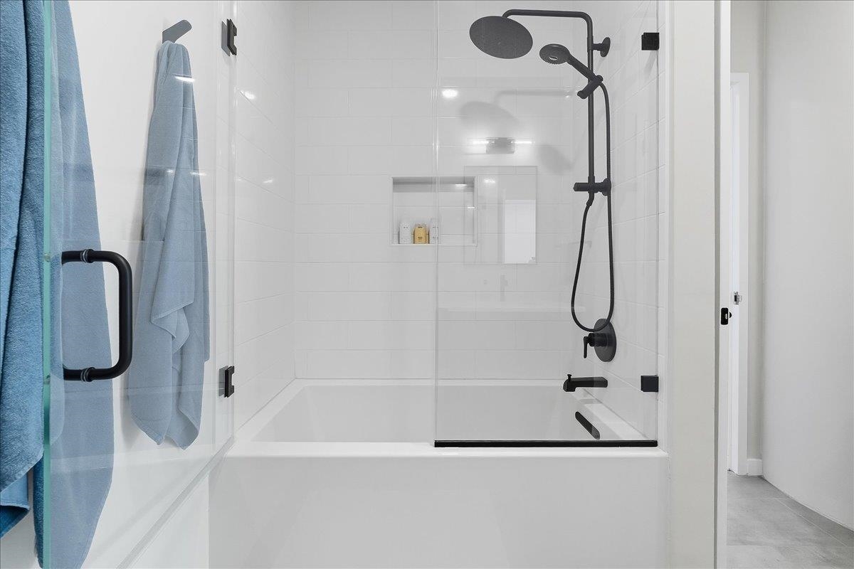 1500 WASHINGTON ST Unit: 2U