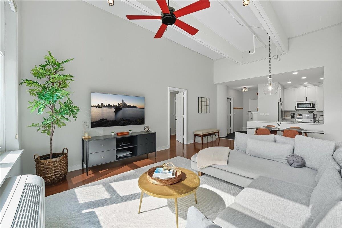 1500 WASHINGTON ST Unit: 2U