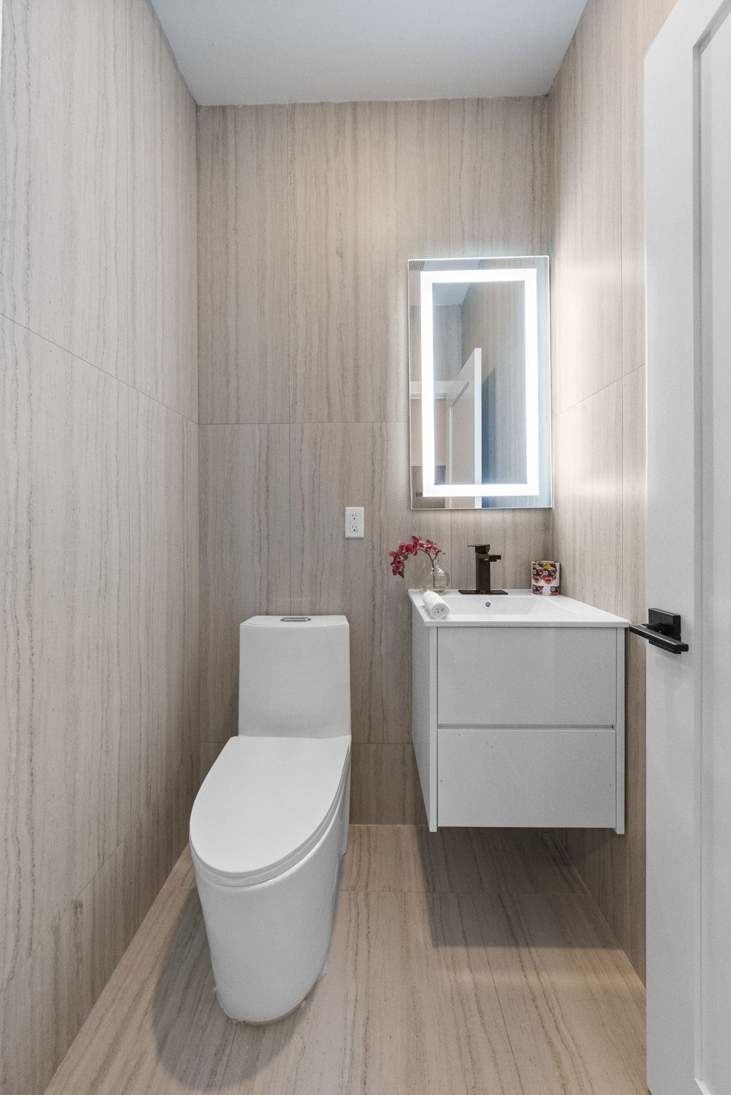 124 GLENWOOD AVE Unit: 3