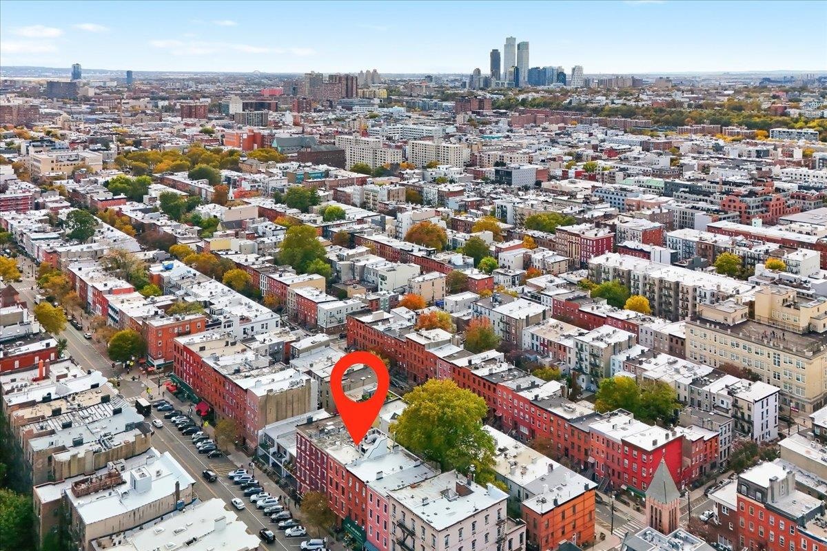 826 WASHINGTON ST Unit: 2