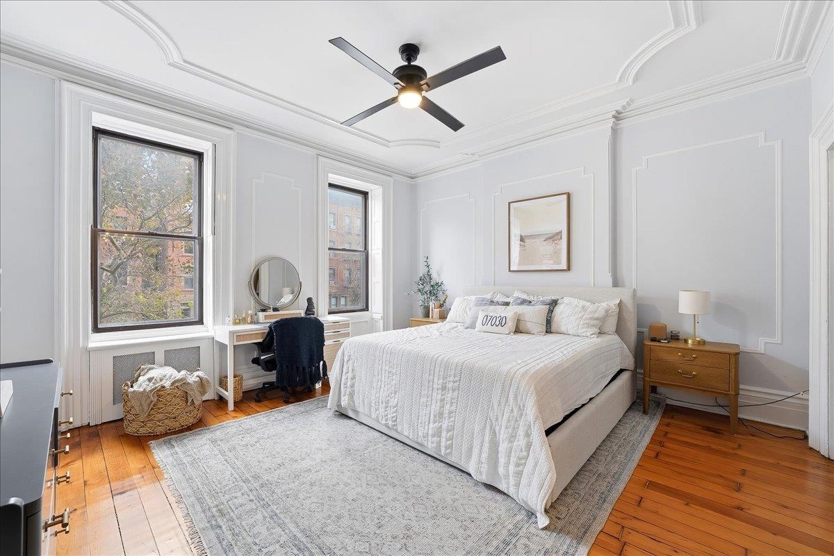 826 WASHINGTON ST Unit: 2