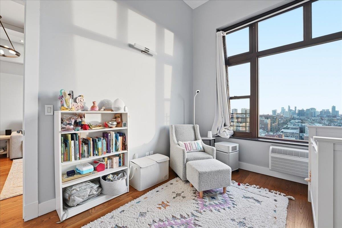 1500 HUDSON ST Unit: 11M