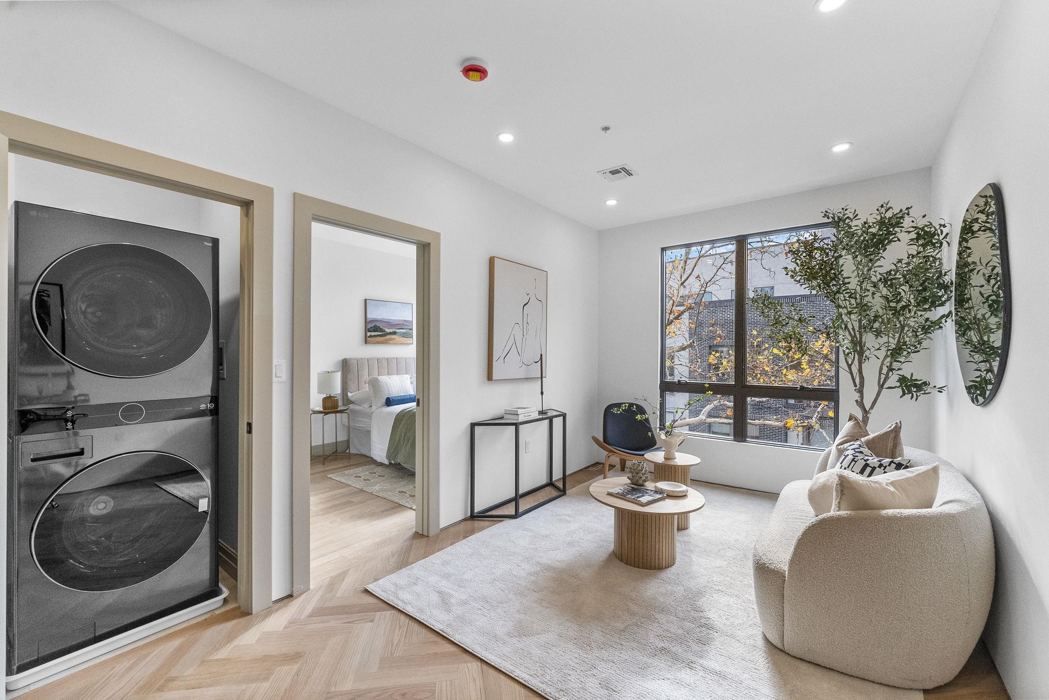 392 1ST ST Unit: 2