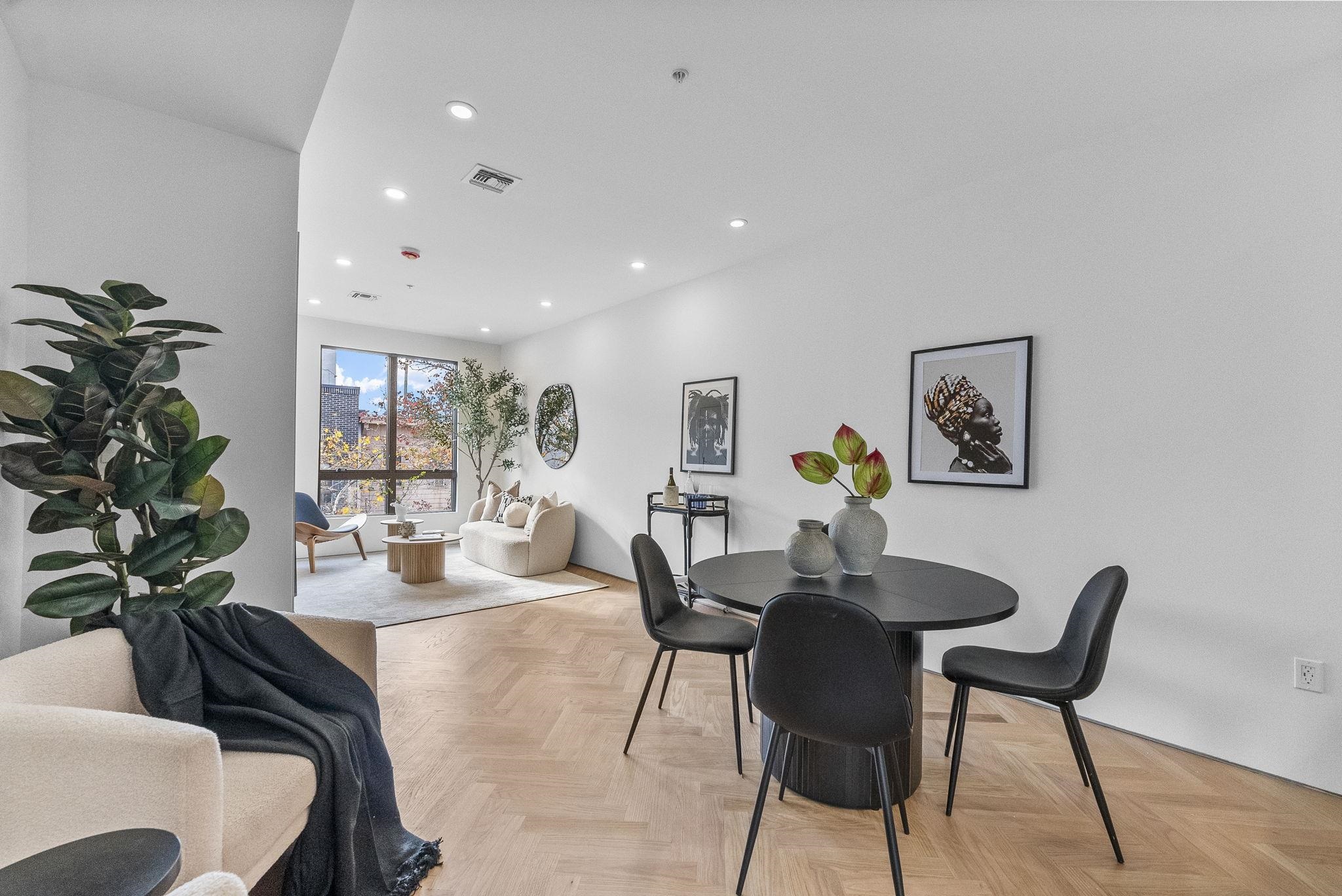 392 1ST ST Unit: 2
