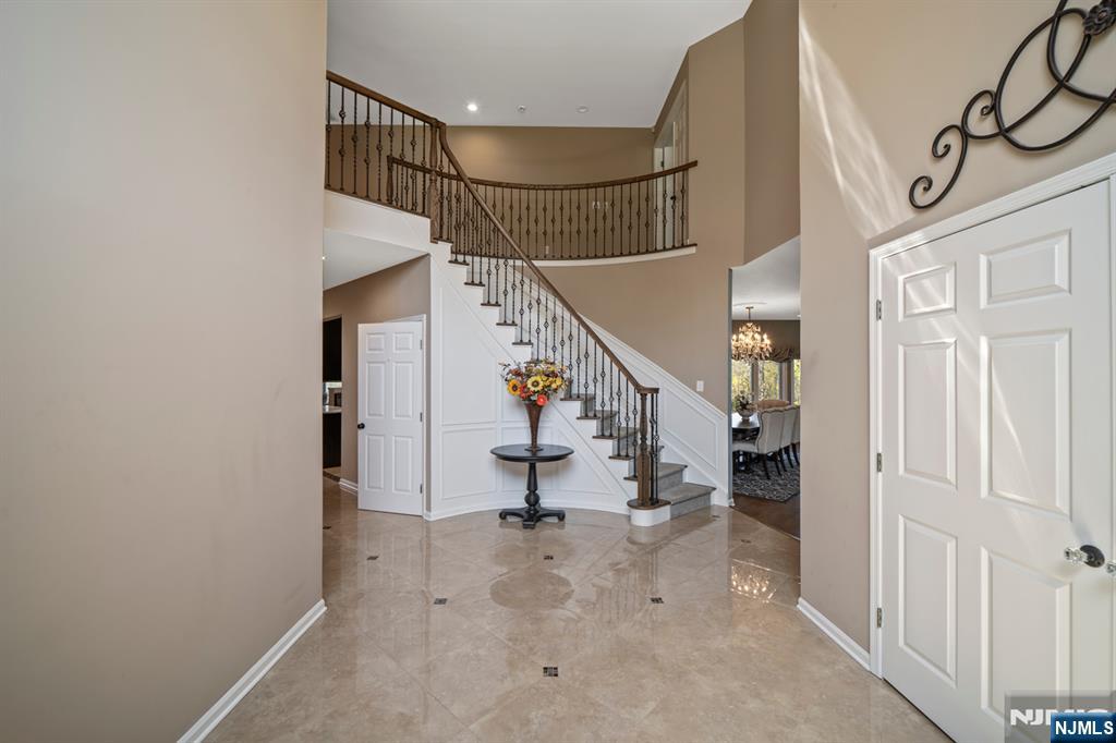 10 Smock Court