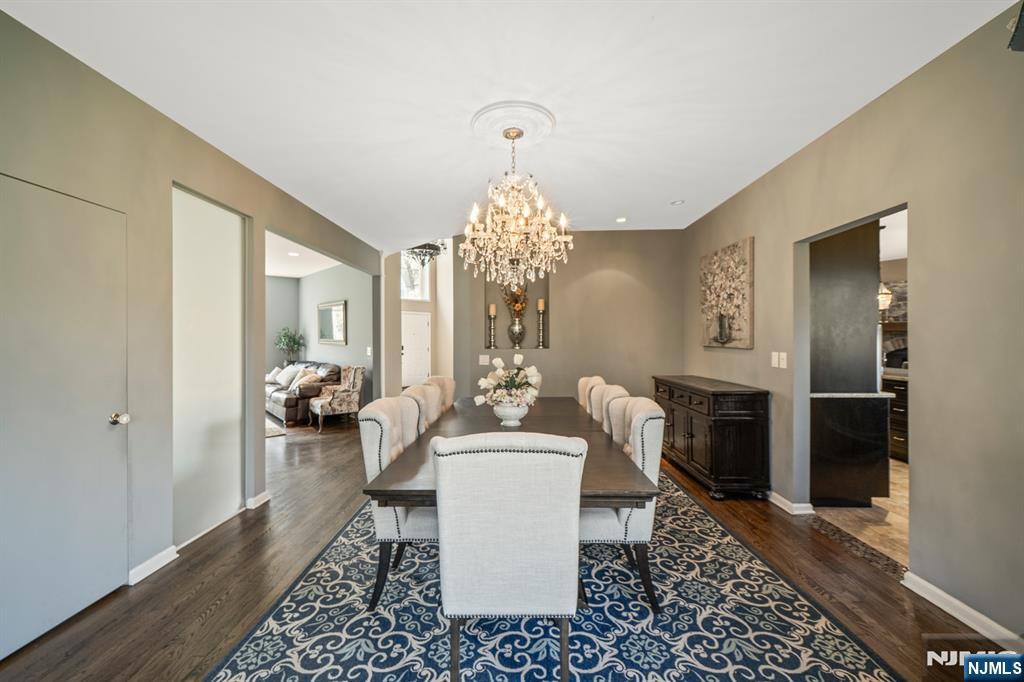 10 Smock Court