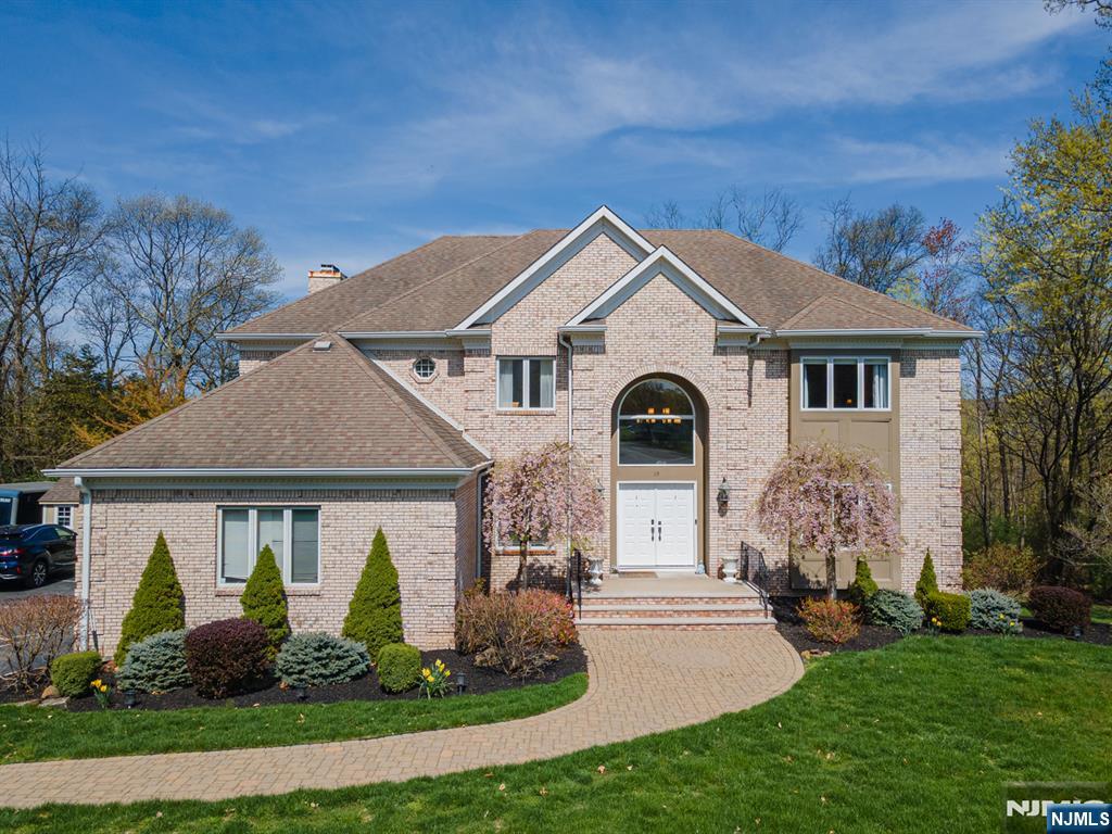 10 Smock Court