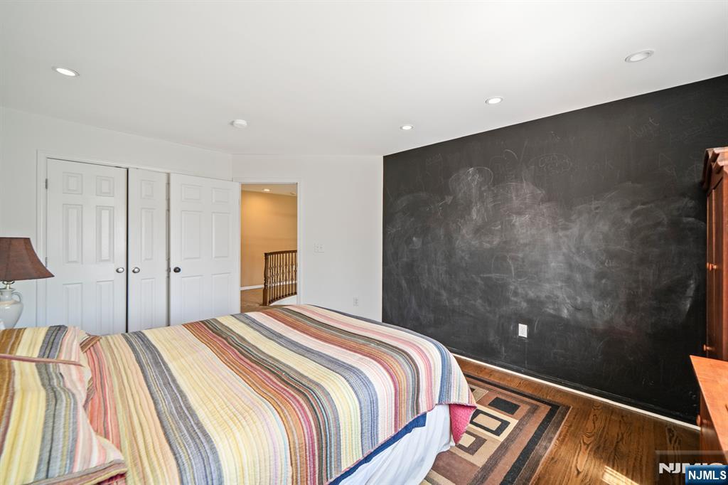 10 Smock Court