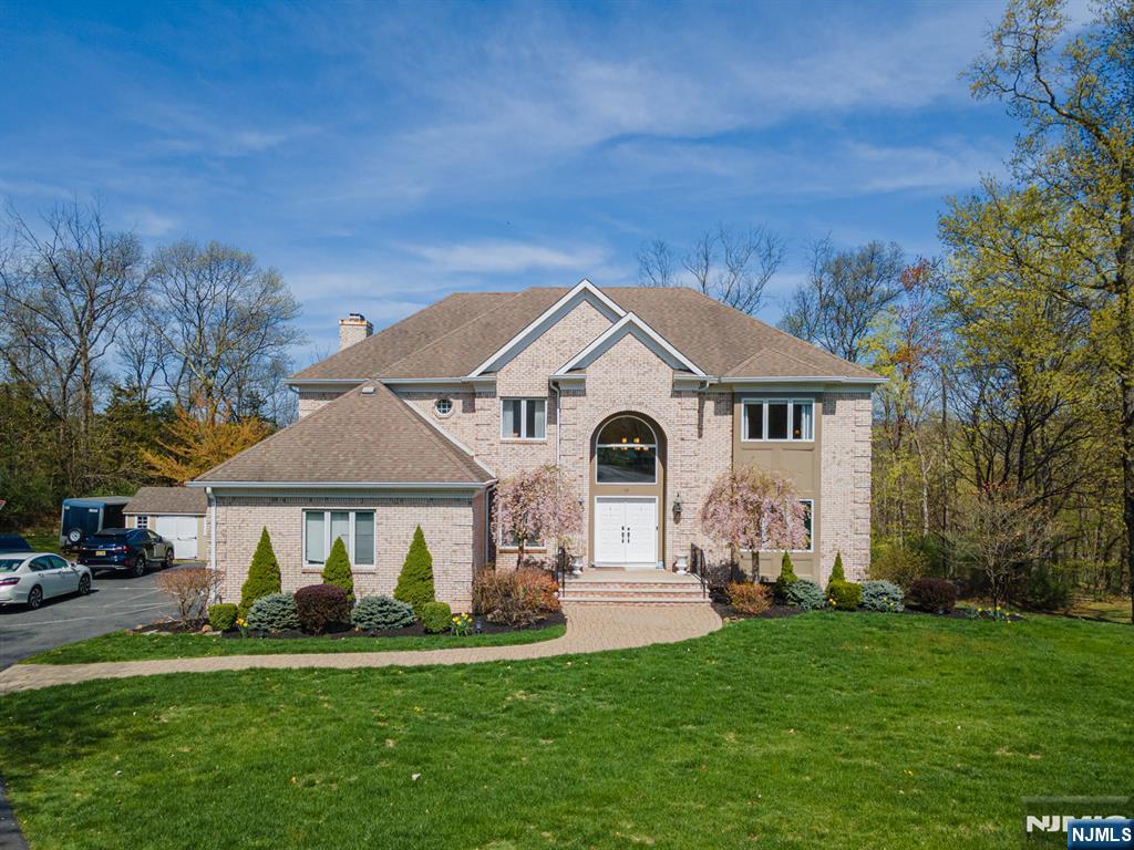 10 Smock Court