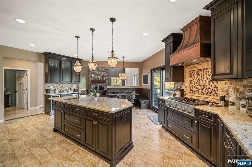 10 Smock Court