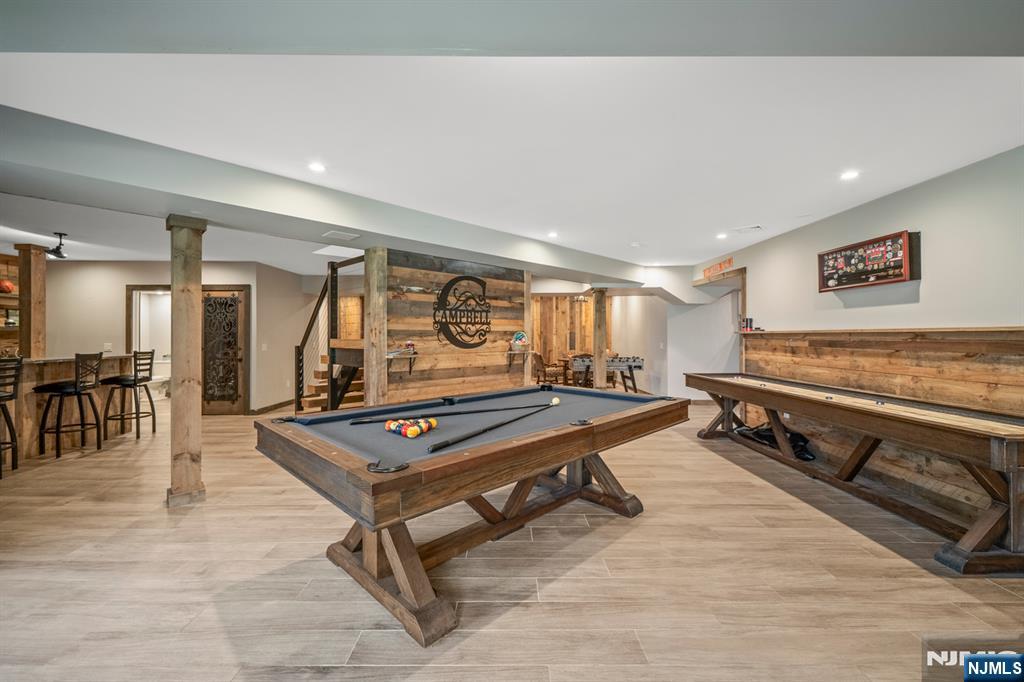 10 Smock Court