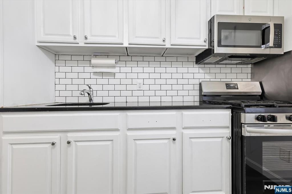 435 Teaneck Road 11