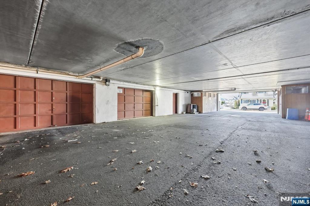 435 Teaneck Road 11
