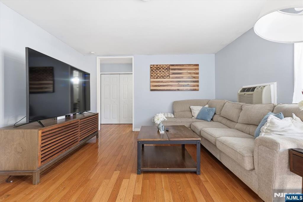 435 Teaneck Road 11
