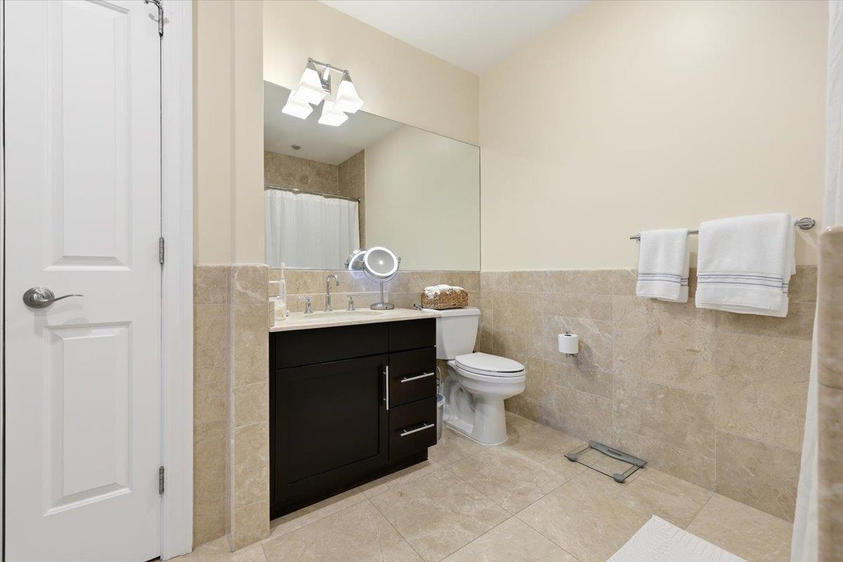 1500 HUDSON ST Unit: 3J